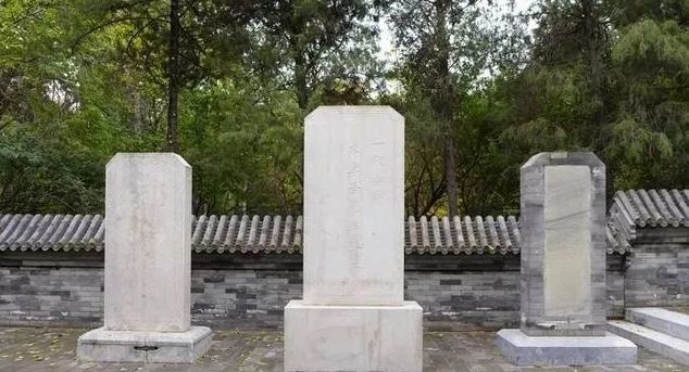 海子公园西门_西海子公园的桥叫什么_西海子公园