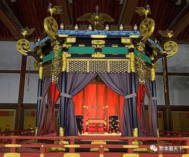 继位与即位_继位_继位的拼音