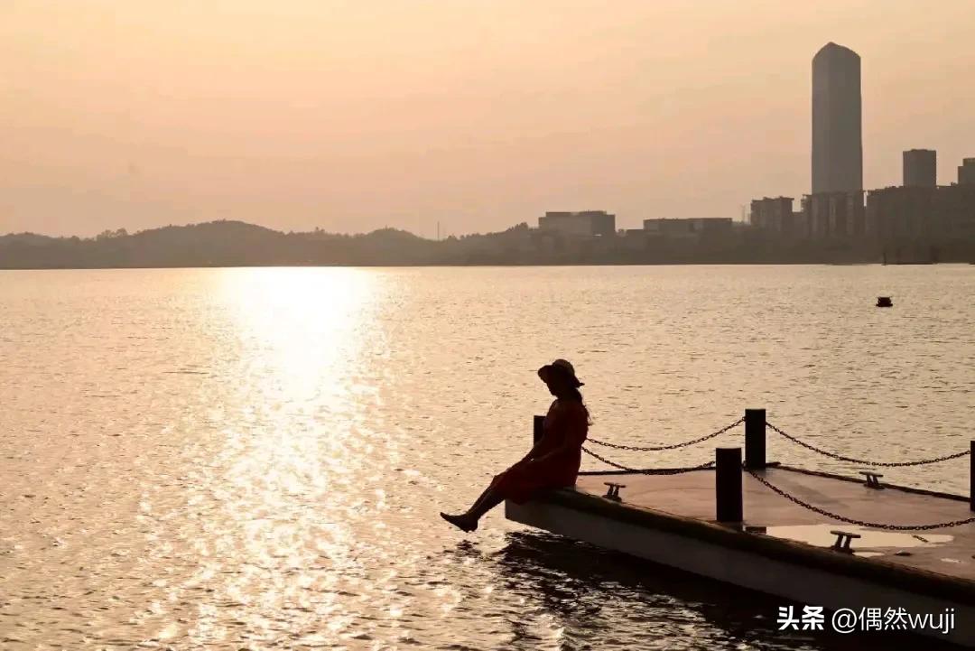 恶人自有恶人磨的出处_恶人自有恶人磨下一句_恶人自有恶人磨